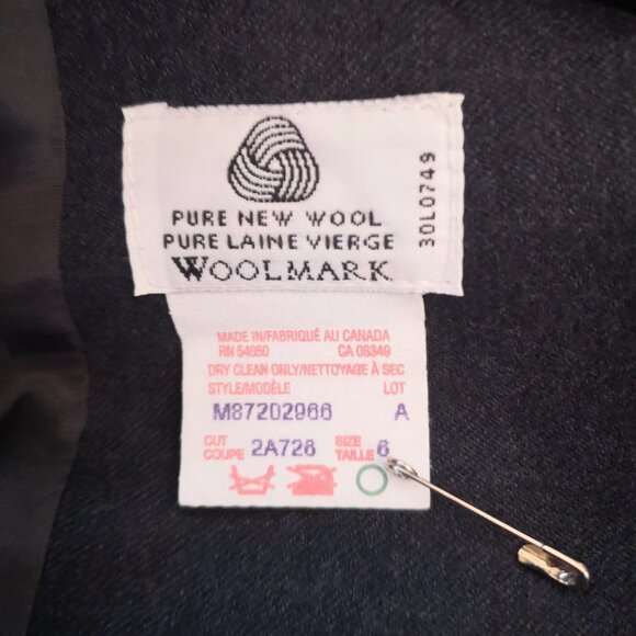 Jones New York Essentials Ladies Navy Wool Blazer / Coat - Picture 7 of 11